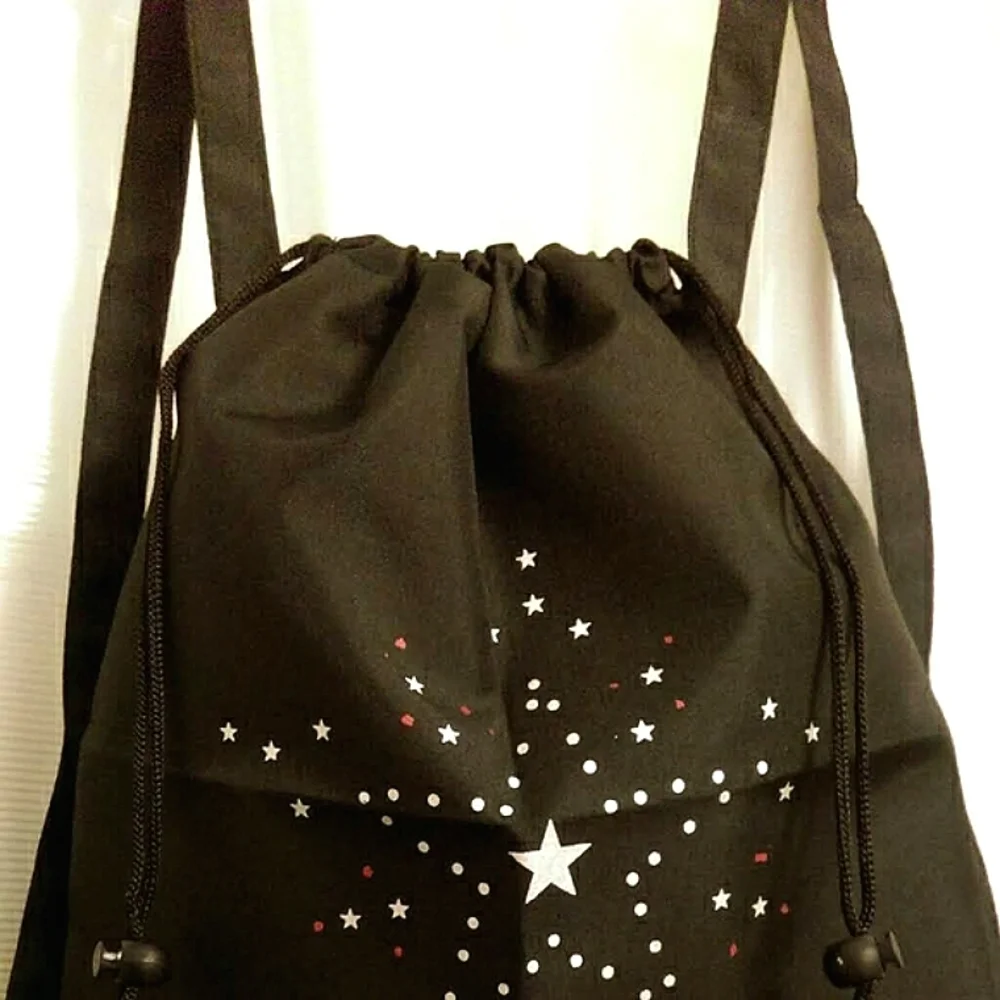 New Black Nylon Drawstring Backpack W/Stars - Picture 5 of 8